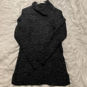 Roots Turtleneck wool sweater size XS